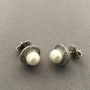 Albion® Pearl Stud Earrings in Sterling Silver with Pavé Diamonds